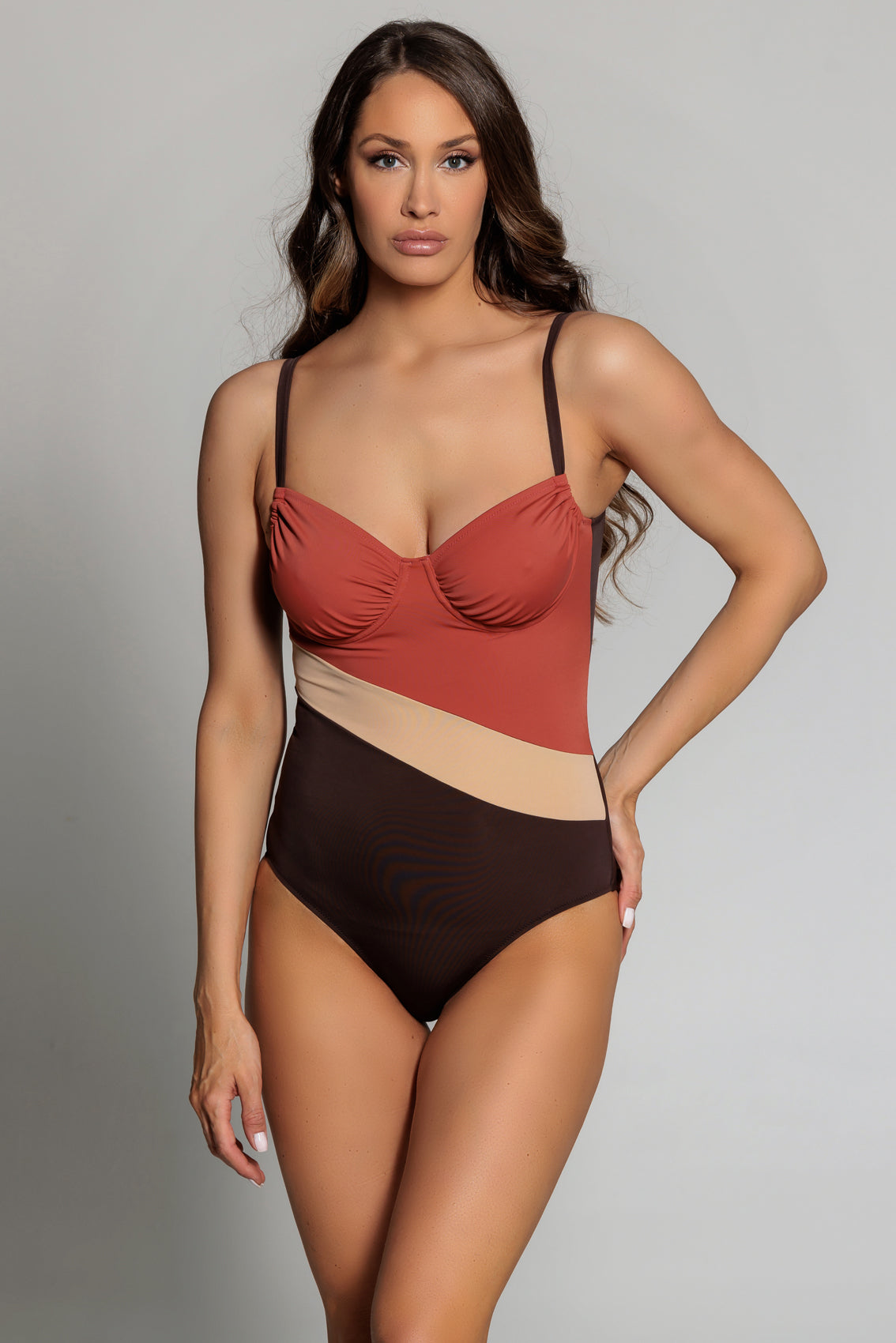 Ženski jednodjelni kupaći kostim 8803.25